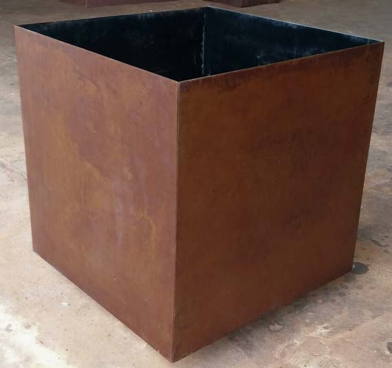 floreira aço corten.jpg